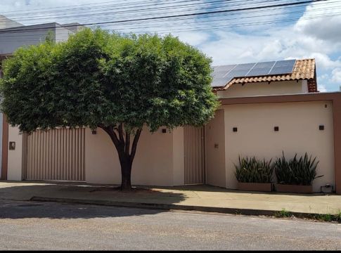 CASA À VENDA NA 110 NORTE, PERTO DO COLÉGIO OLIMPO E MADRE CLÉIA