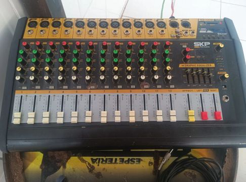 Mesa de Som amplificada 12 Canais VZ-120 II