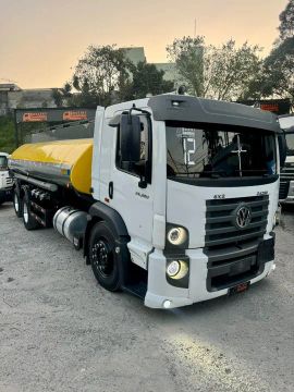 vw 24280 2012 6x2 Tanque de 16 mil litros 