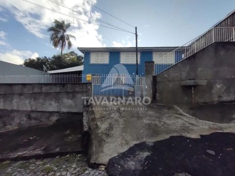 Comercial Casa em Ponta Grossa