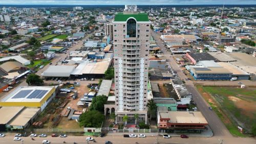 Apartamento a venda com 93 m² com 3 quartos sendo 02 suítes. Cond. Leonardo da Vincci