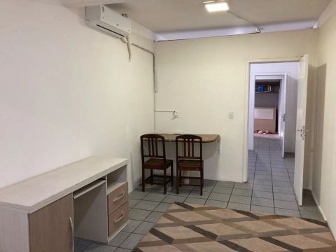 Kitnet para Locação em Itajaí, São João, 1 dormitório, 1 banheiro