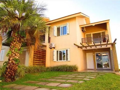 Casas em Condomínio em Rio Grande do Sul, Capão da Canoa, Av. Central. 1 Banheiros 3 Dorm.