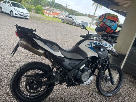BMW G 650 GS - Impecável