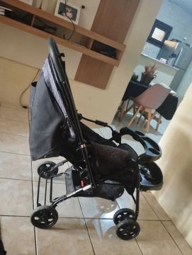Carrinho de bebê dobrável cosco