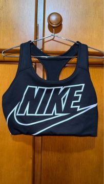 Top Nike Preto - Tamanho M