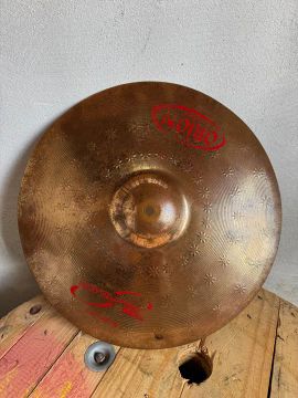 Prato de Bateria 16'' Revolution pro