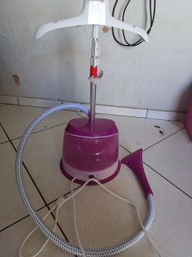 Passador de Roupa a Vapor Mondial
