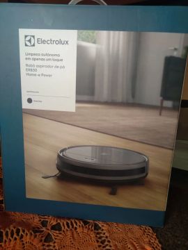 Robô Aspirador de Limpeza Electrolux ERB30 Home-e Power