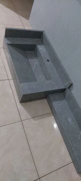 Vendo Pia esculpida no porcelanato 