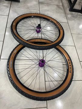 Vendo Rodas aro 29 top completas 