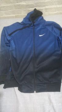 Casaco Nike azul e preto