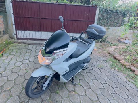 Honda PCX ñ é nmax ñ é Biz 