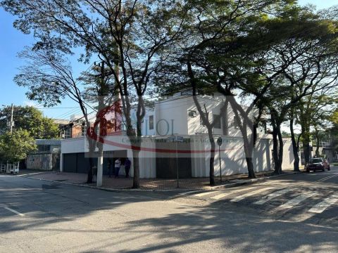 Sobrado comercial para locação ou venda 1100 mtrs de área construída Ato de Pinheiros