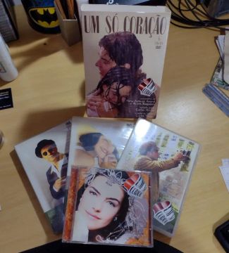 Box Original Um Só Coração + Brinde