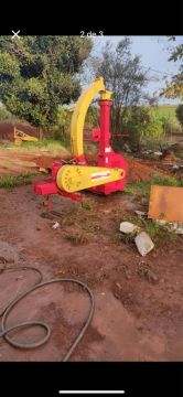 Triturador de galhos para produção rural
