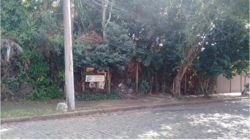 últimos terrenos geminados no três figueiras