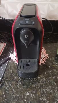 Cafeteira Passione Vermelha Automática - TRES 3 Corações