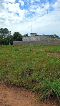 Lote Sub esquina em Luzimangues 