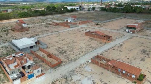 Lotes Com Infraestrutura Completa às Margens da BR 116