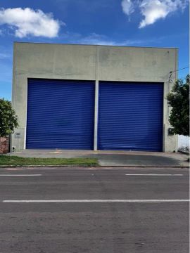 ALUGO BARRACÃO COMERCIAL 