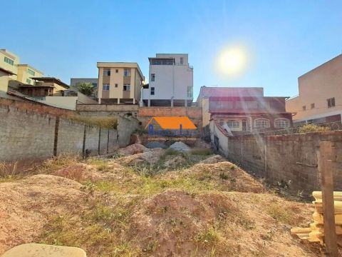 terreno no Bairro Heliopolis