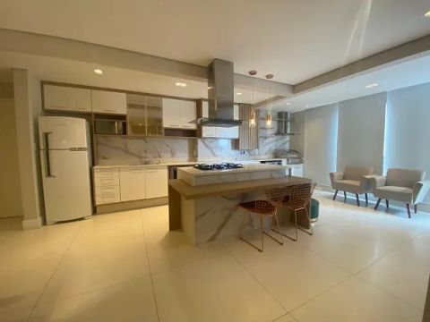 Apartamento 02 suítes mobiliado em Alphaville - andar alto