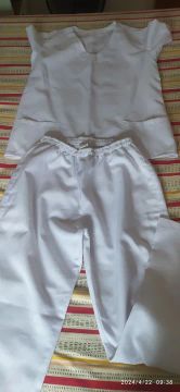 Roupa privativa branca