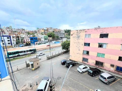 Apartamento de 2/4 com 55 m2.Engenho Velho de Brotas.Vizinho a Perini da Vasco da Gama.