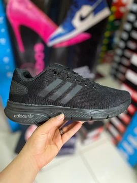 Tênis Adidas preto grade especial 44 ao 47 pronta entrega Frete grátis