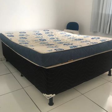 Vende-se cama 