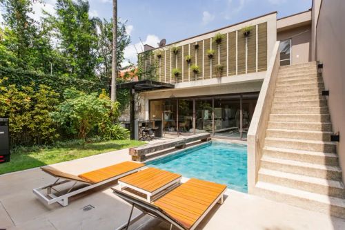 Casa - Vila Nova Conceição - 4 Dormitórios - 360m².