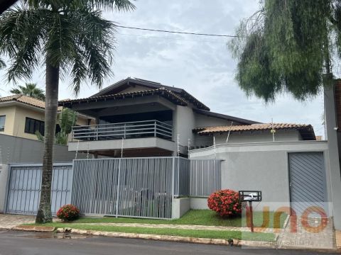 Casa à venda 4 Suítes no Chácara Cachoeira em Campo Grande