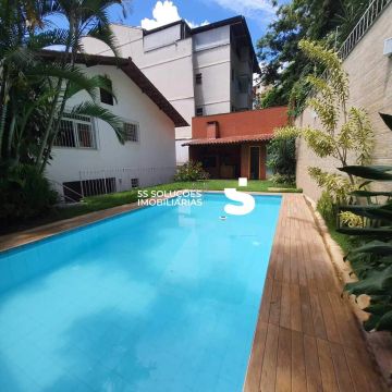 Excelente casa com 416m² no bairro Granbey