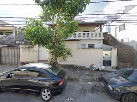 VENDA 2 LOTES COM 2 CASAS NO BAIRRO APARECIDA 1.000m2