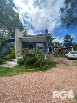 Sítio à venda em Porto Alegre | Imóvel com 2 casas sendo a primeira com 4 dormitórios (1 s