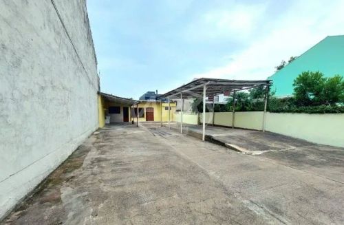Casa de 74.5m² no bairro Sarandi, com 3 quartos, 1