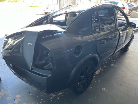 Sucata retirada de peças Chevrolet Astra sedan advantage 2.0 mpfi flexpower 8v 2006/2007