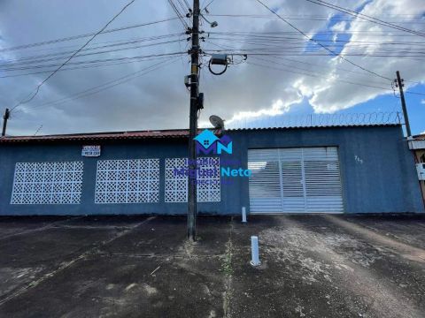 Casa Térrea com terreno amplo à Venda no Bairro Agenor M. de Carvalho