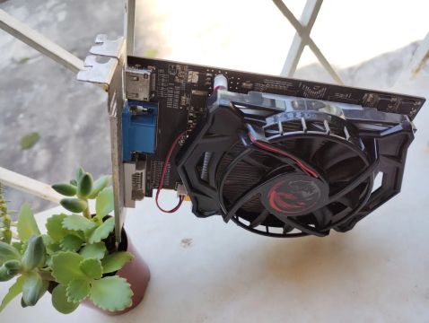 Placa de Vídeo Barato pra sair logo 