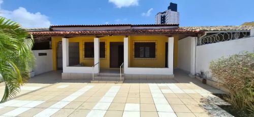 Imóvel para venda possui 360 metros quadrados com 3 quartos em Pituba - Salvador - BA