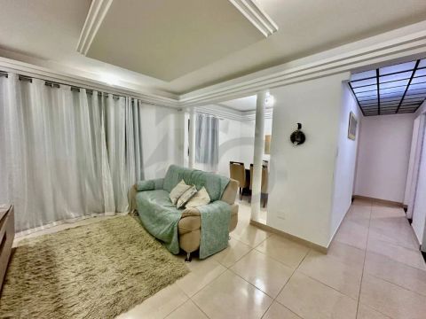 Apartamento no Condomínio Vale do Japaratuba com 2 Quartos, Lazer, Garagem e Mais
