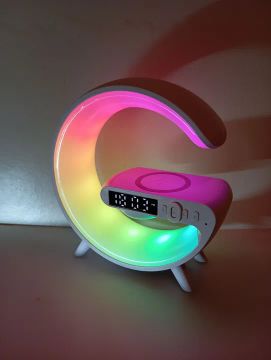 G Speaker- Luminária, carregador por indução, relógio e caixa de som