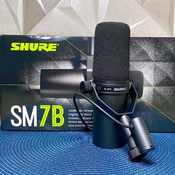 Microfone Profissional Shure SM7B