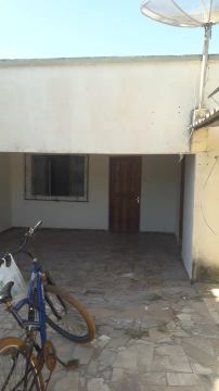 Casa no centro de Guajara Mirim 
