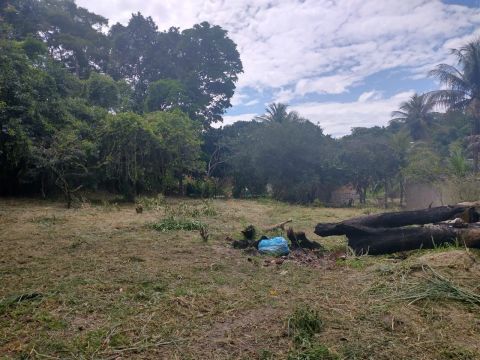 ACEITANDO PROPOSTAS ! , PARCELO O VALOR DO LOTE E DOU DESCONTO NA COMPRA DO TERRENO TOTAL 