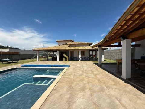 Linda chácara com casa térrea | 334m² | 3 suítes | 20 vagas | Boa Vista dos Silva - Bragan