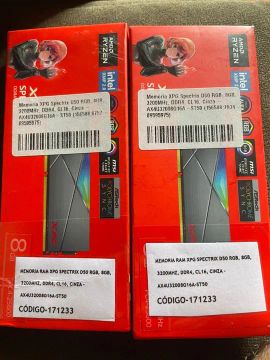 Memória RAM XPG Spectrix D50 RGB 8GB DDR4 3200MHz