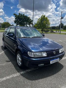 VOLKSWAGEN LOGUS Usados e Novos