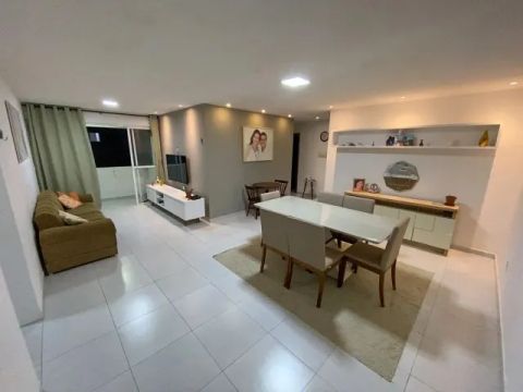  Vendo lindo apartamento 93m² com 3 quartos próximo ao Cabo Branco.